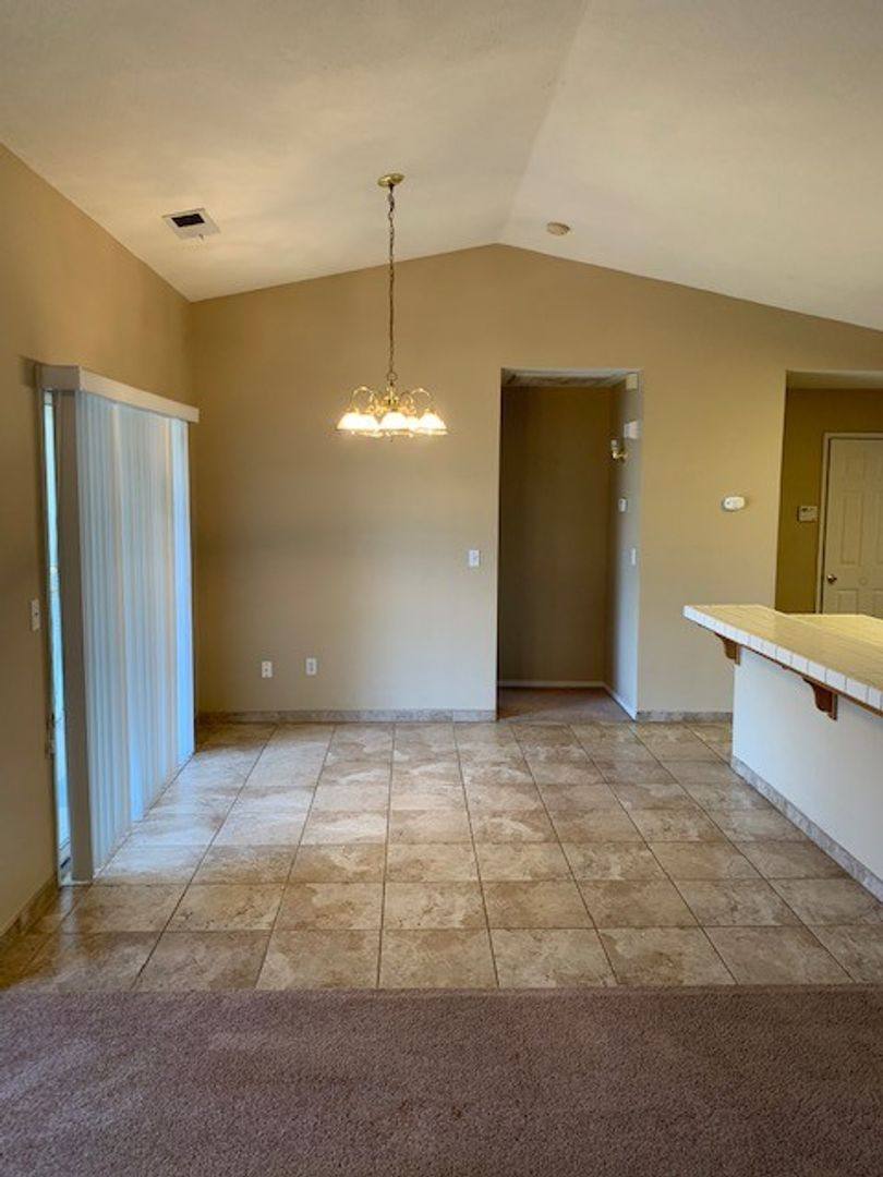 House for rent at 512 Windsor Dr, Hanford, CA 93230