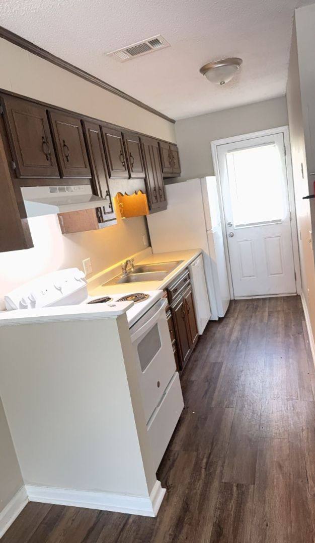 Apartment for rent at 230 Lanier Dr, Statesboro, GA 30458