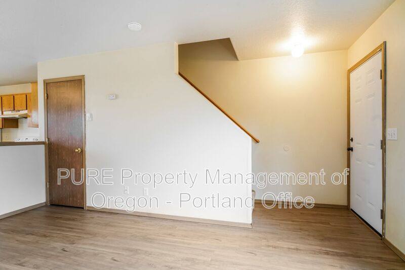 House for rent at 2619 SE 125th Ave #4, Portland, OR 97236