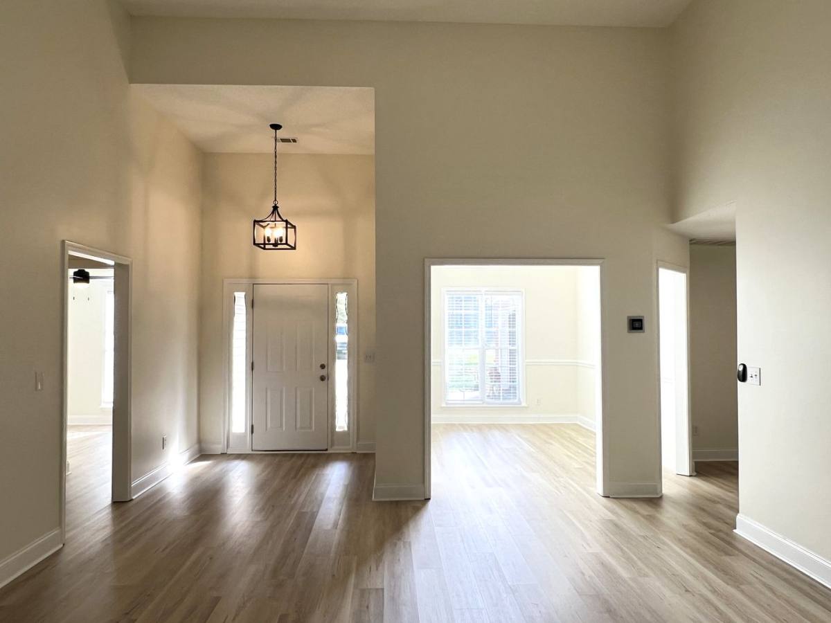 House for rent at 134 Stone Brooke Dr, Gray, GA 31032