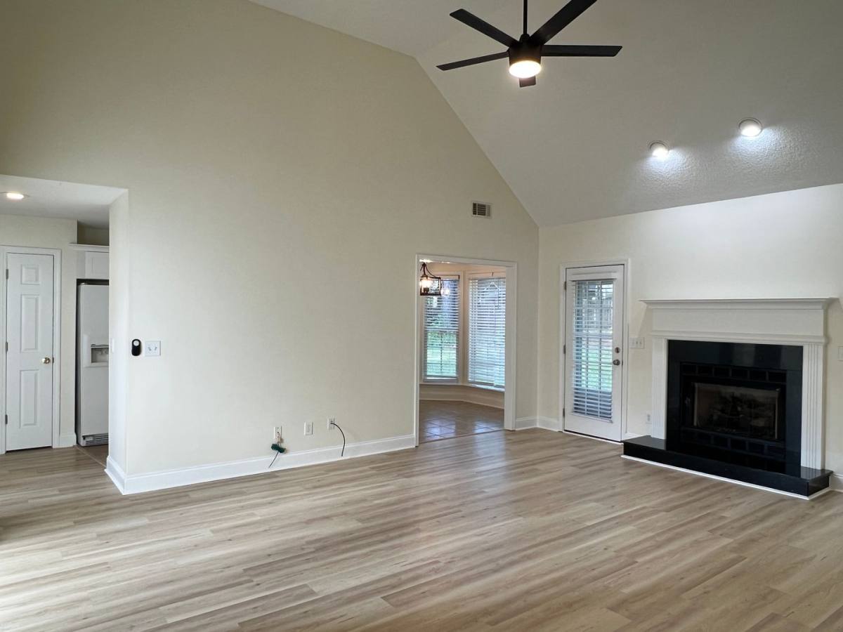 House for rent at 134 Stone Brooke Dr, Gray, GA 31032