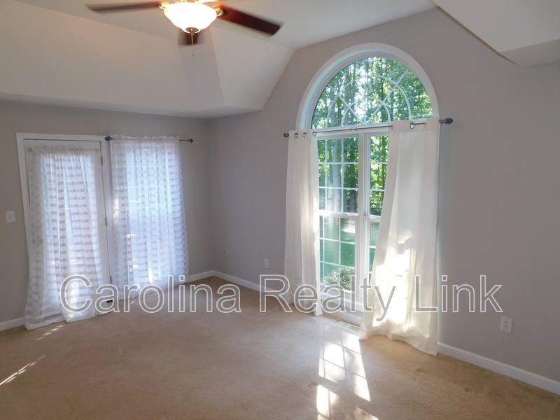 House for rent at 235 Harbor Landing Dr, Mooresville, NC 28117