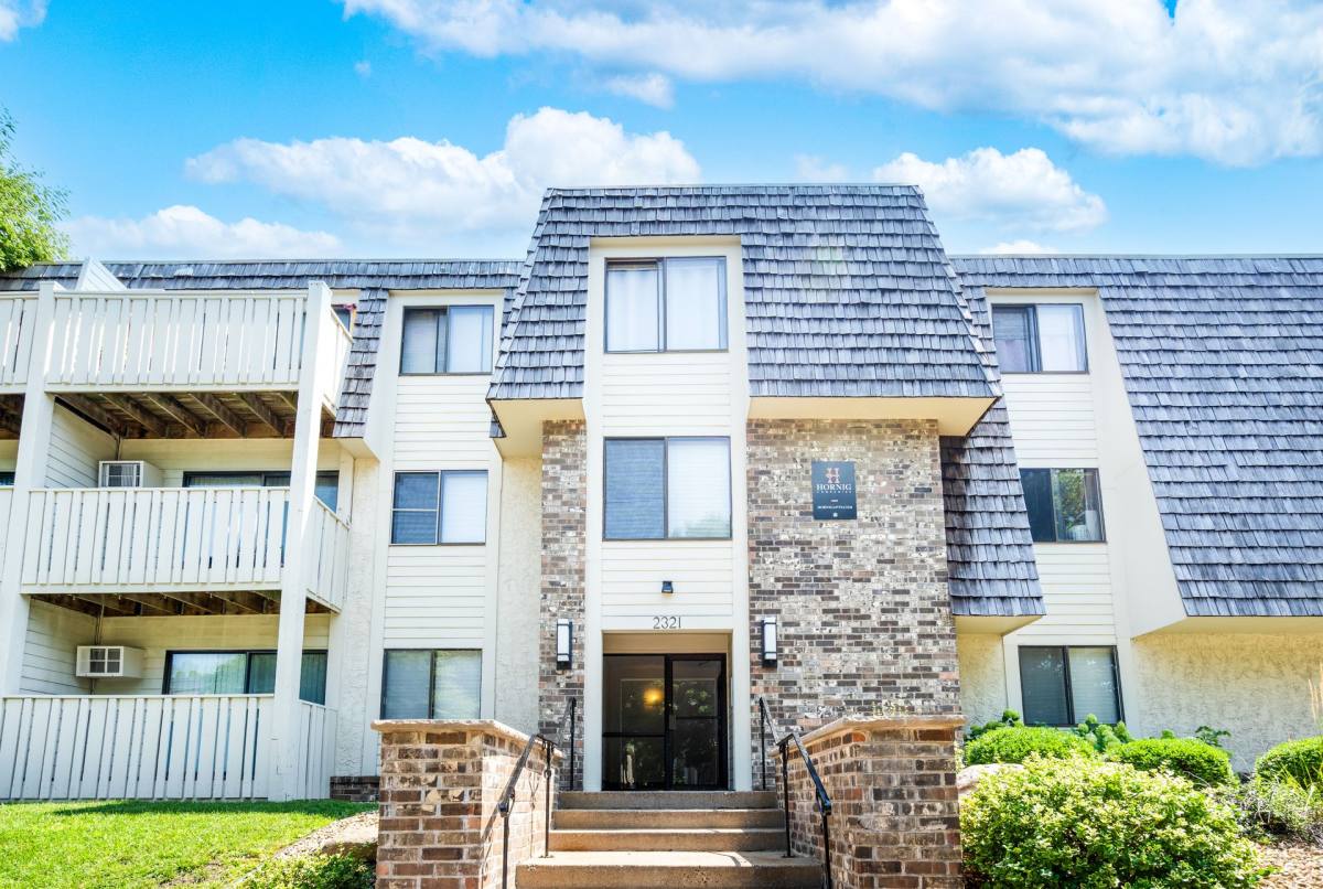 Apartment for rent at 2321 Aldrich Ave S, Minneapolis, MN 55405