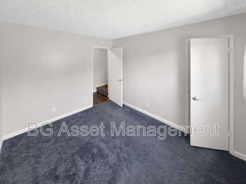 Apartment for rent at 110 Avian Dr, Vallejo, CA 94591