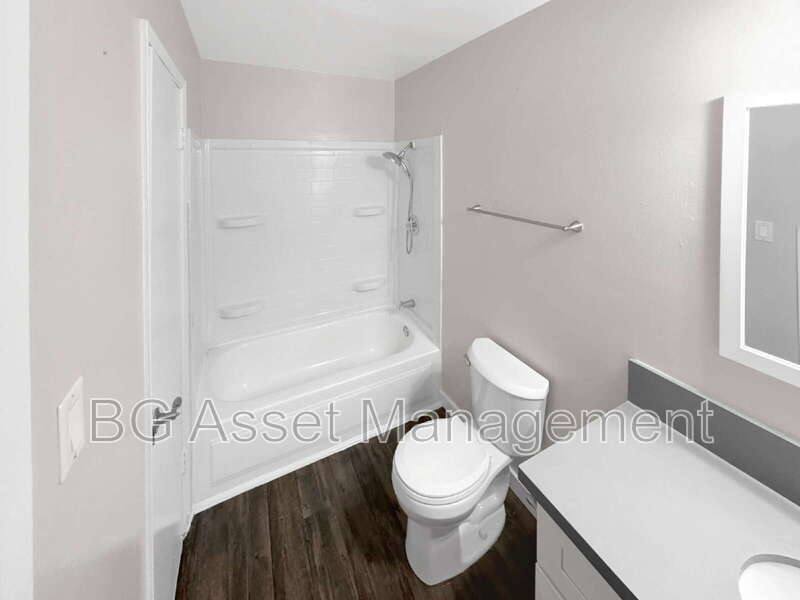 Apartment for rent at 110 Avian Dr, Vallejo, CA 94591