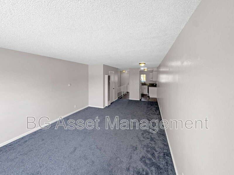 Apartment for rent at 110 Avian Dr, Vallejo, CA 94591