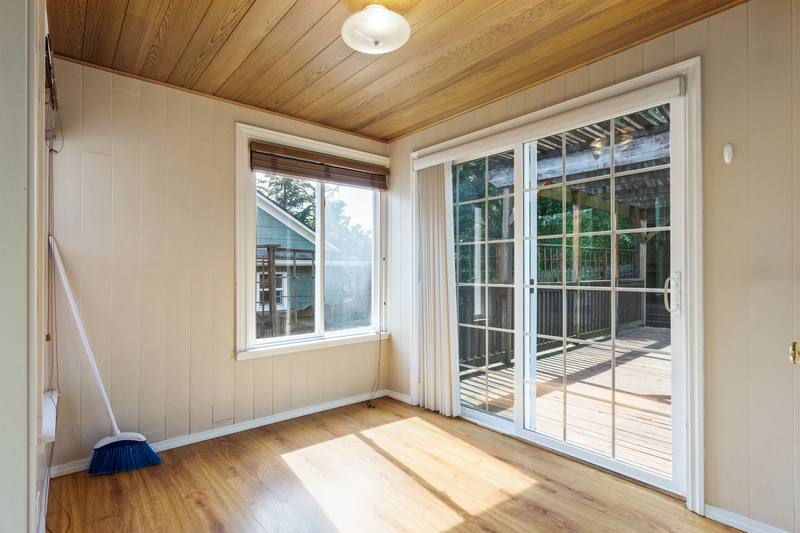 Apartment for rent at 7841 12th Ave NE, Seattle, WA 98115