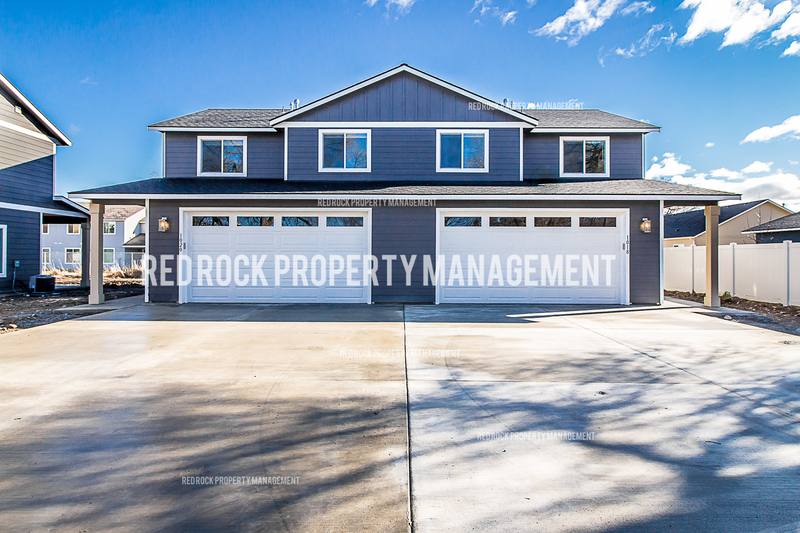 Apartment for rent at 1116 N Davis Lane, Greenacres, WA 99016