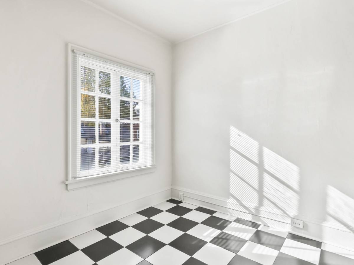 Apartment for rent at 2060 NW Lovejoy, Portland, OR 97209