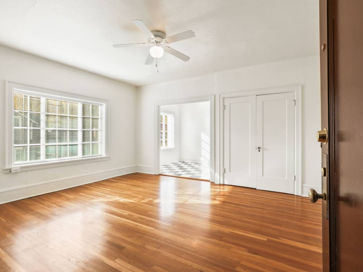 Apartment for rent at 2060 NW Lovejoy, Portland, OR 97209