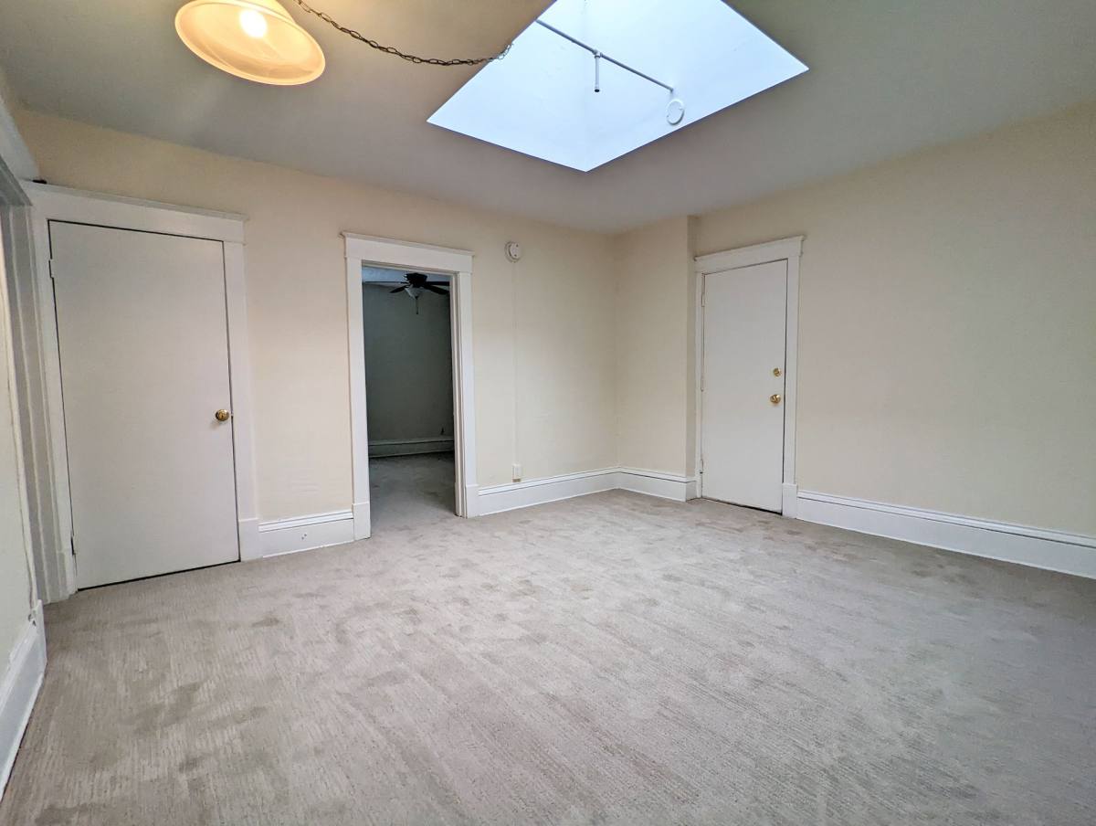 Apartment for rent at 2401 Dupont Ave S, Minneapolis, MN 55405
