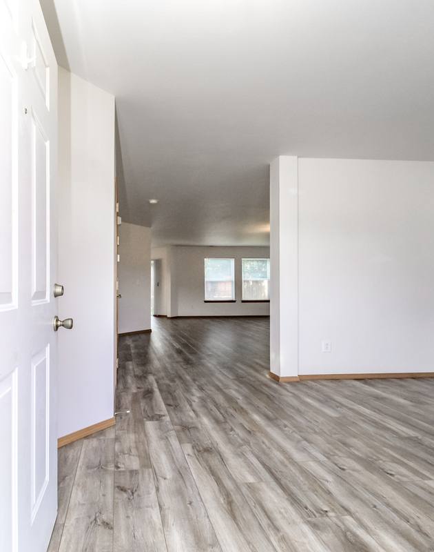 House for rent at 11916 130th St E, Puyallup, WA 98374