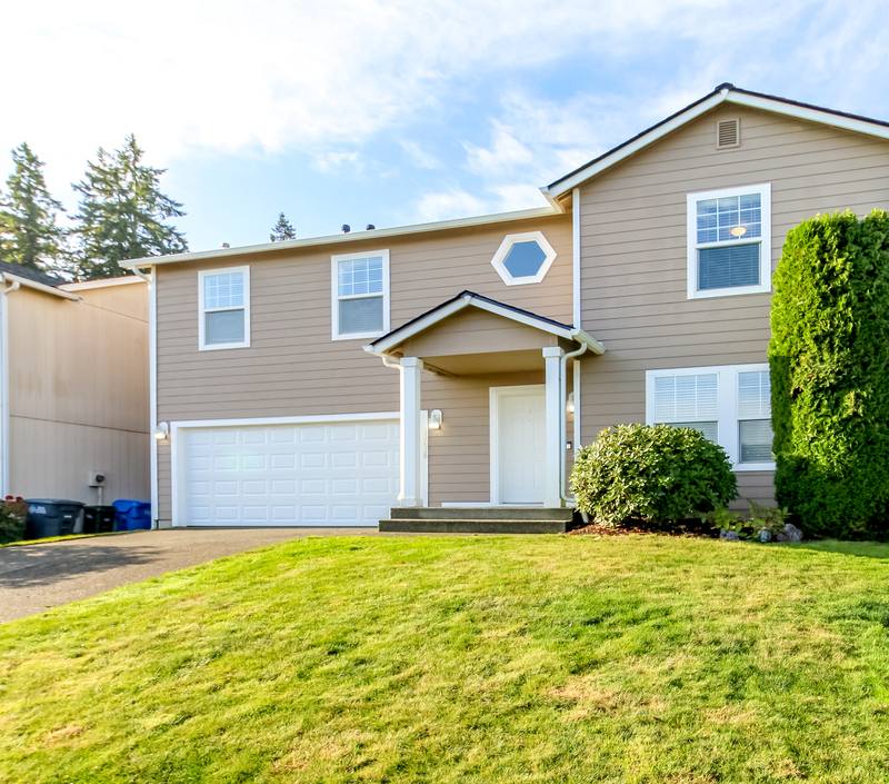 House for rent at 11916 130th St E, Puyallup, WA 98374