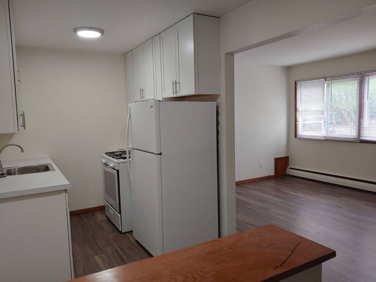 Apartment for rent at 2420 Dupont Ave S, Minneapolis, MN 55405