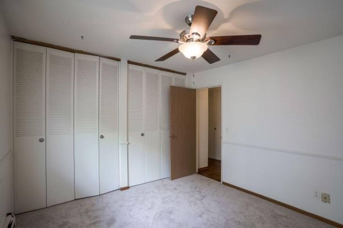 Apartment for rent at 2420 Dupont Ave S, Minneapolis, MN 55405