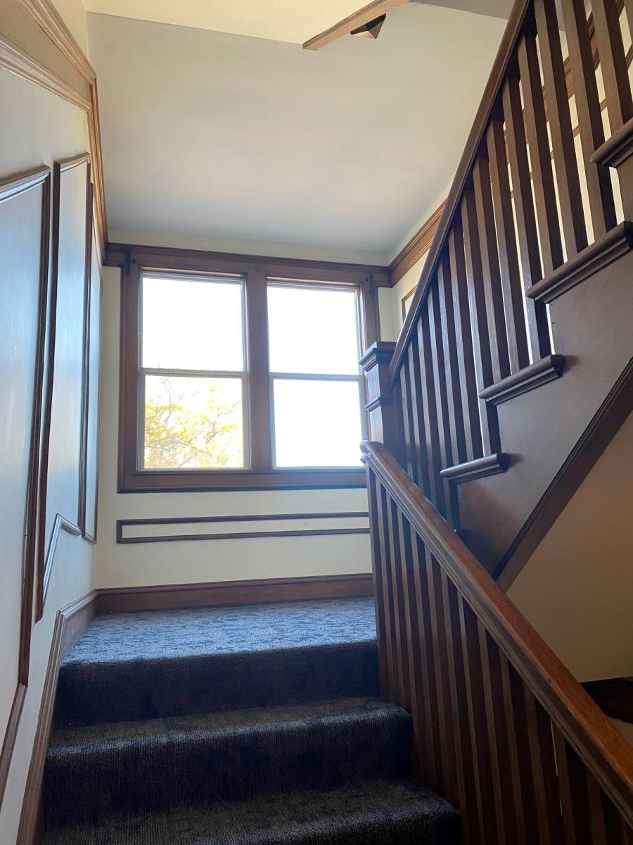 Apartment for rent at 2434 Dupont Ave S, Minneapolis, MN 55405