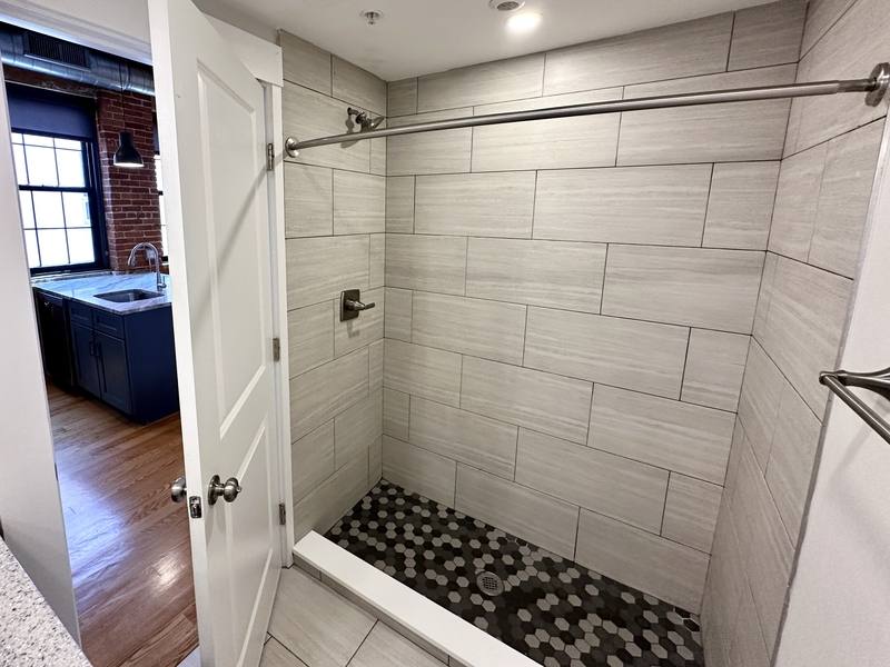 Apartment for rent at 128 Chandler St #205, Worcester, MA 01609