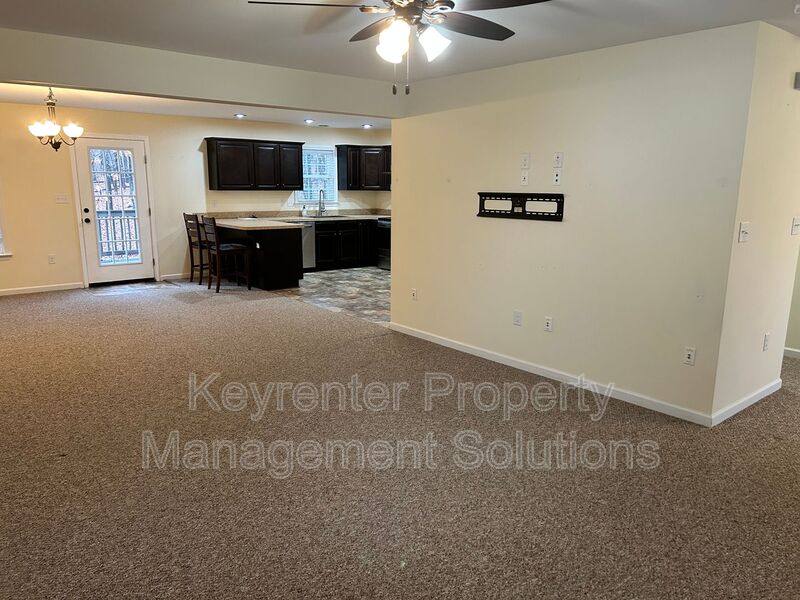 House for rent at 107 Oakstone Run, Staunton, VA 24401