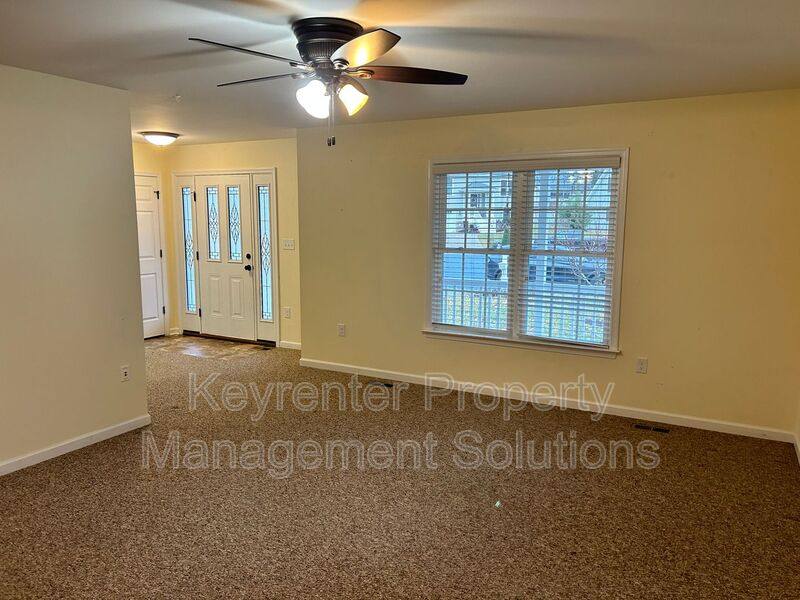 House for rent at 107 Oakstone Run, Staunton, VA 24401