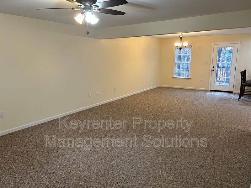 House for rent at 107 Oakstone Run, Staunton, VA 24401