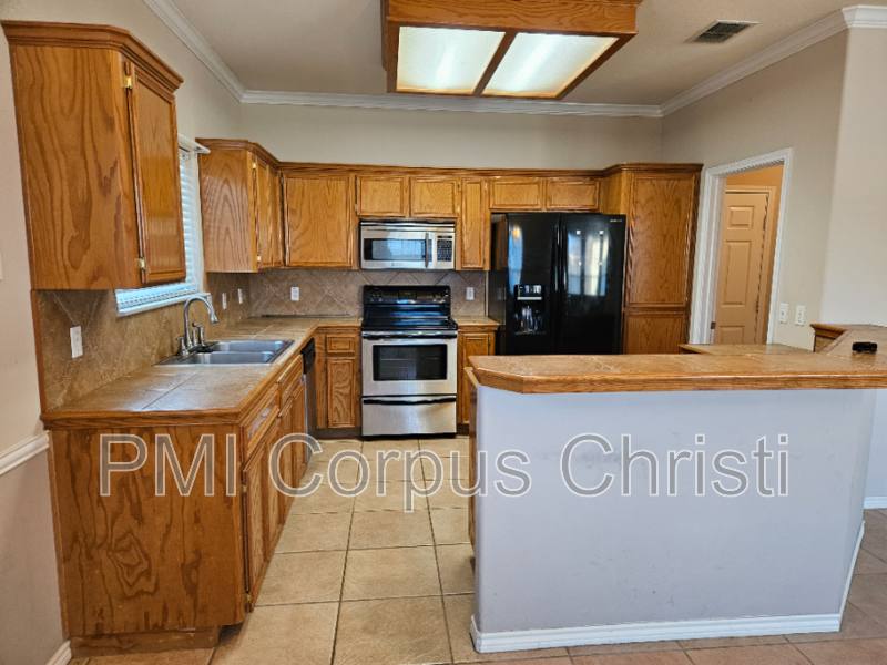 House for rent at 2337 Handlin Dr, Corpus Christi, TX 78418