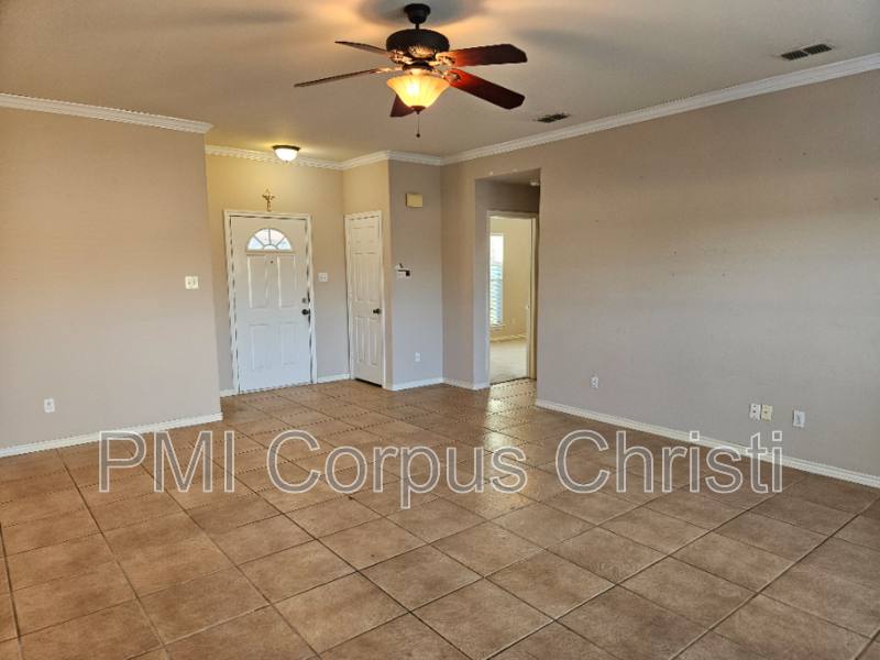 House for rent at 2337 Handlin Dr, Corpus Christi, TX 78418