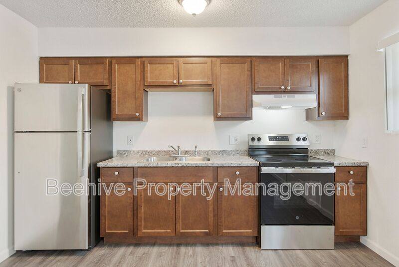 Apartment for rent at 1324 E Taylor St #4, Phoenix, AZ 85006
