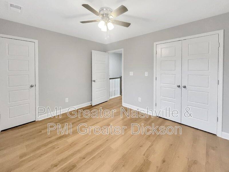 Townhouse for rent at 826 Old Charlotte Rd #1, White Bluff, TN 37187