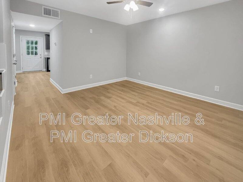 Townhouse for rent at 826 Old Charlotte Rd #1, White Bluff, TN 37187