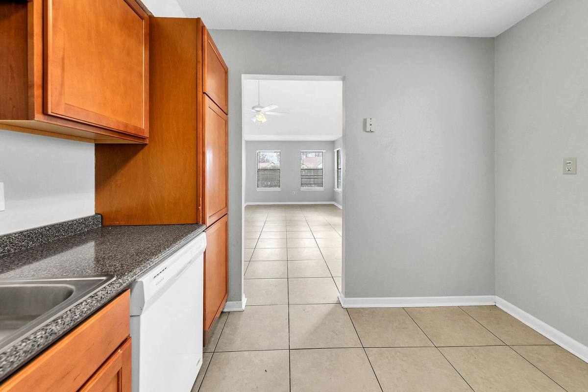 House for rent at 2014 Woodfern Path, Fort Walton Beach, FL 32547