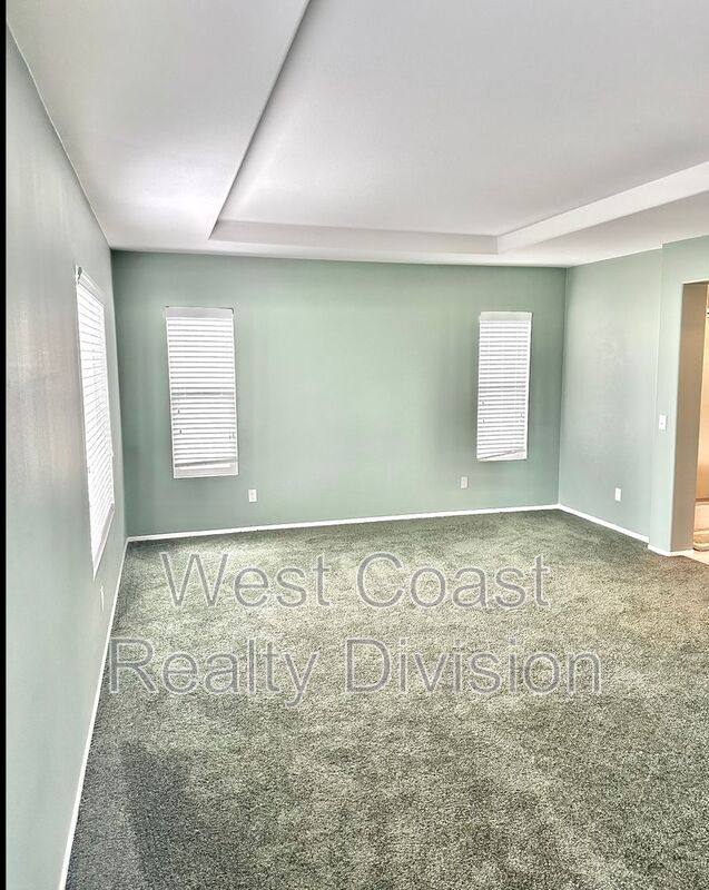 Townhouse for rent at 18468 Hillview Lane, Lake Elsinore, CA 92530
