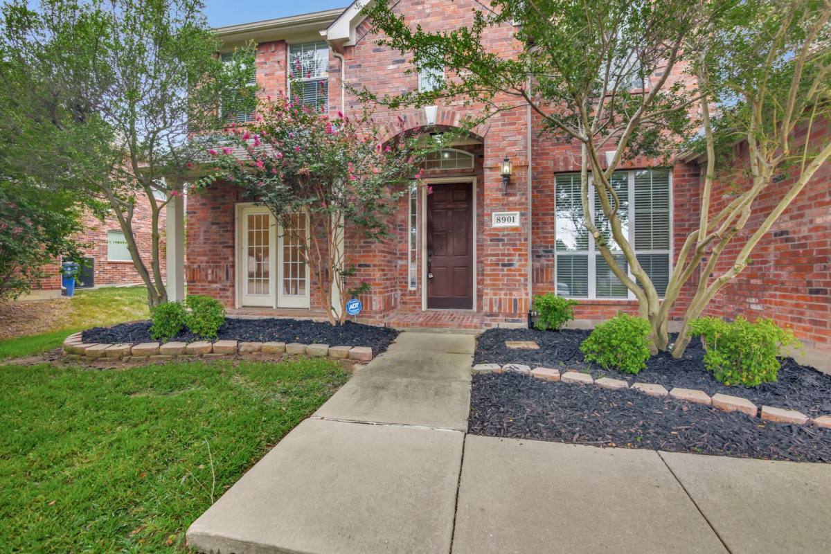 House for rent at 8901 Bent Tree Dr, McKinney, TX 75072