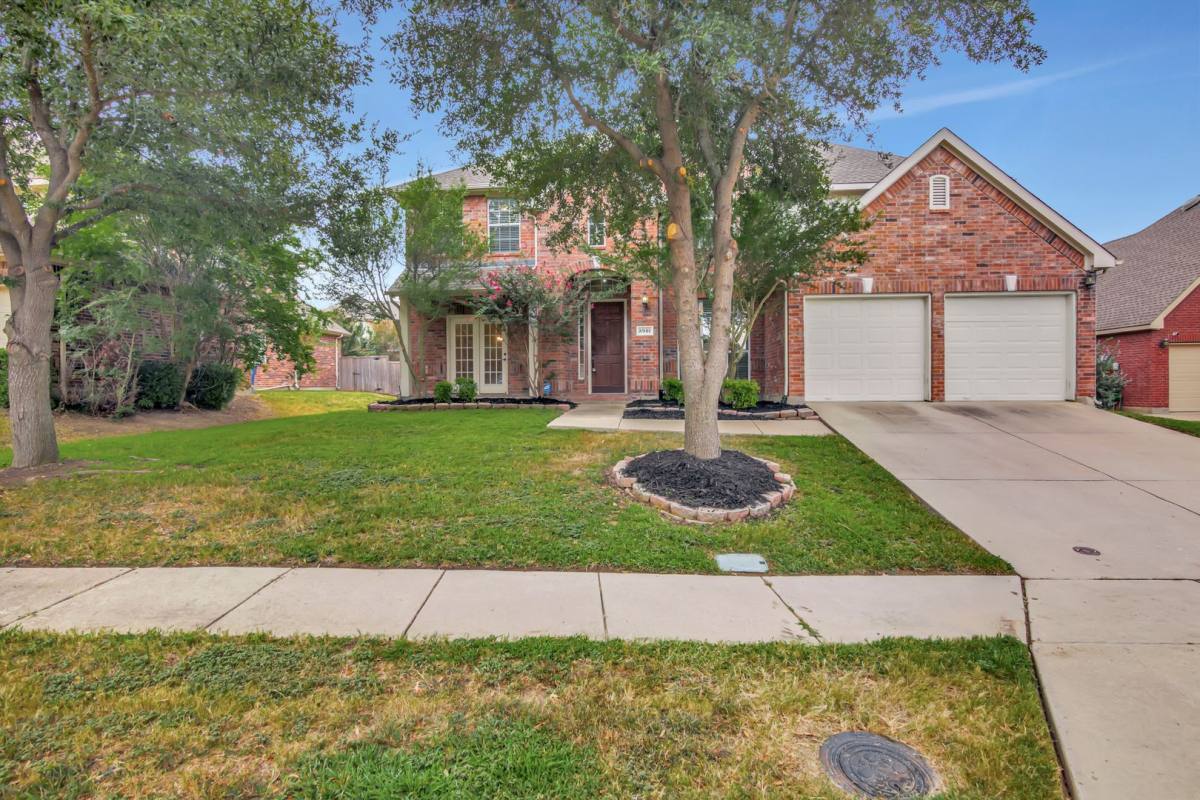 House for rent at 8901 Bent Tree Dr, McKinney, TX 75072
