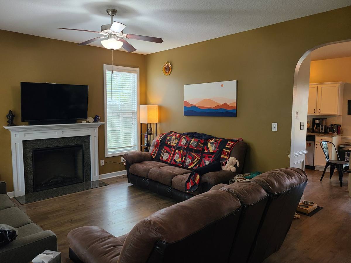 House for rent at 183 Pamlico Dr, Holly Ridge, NC 28445