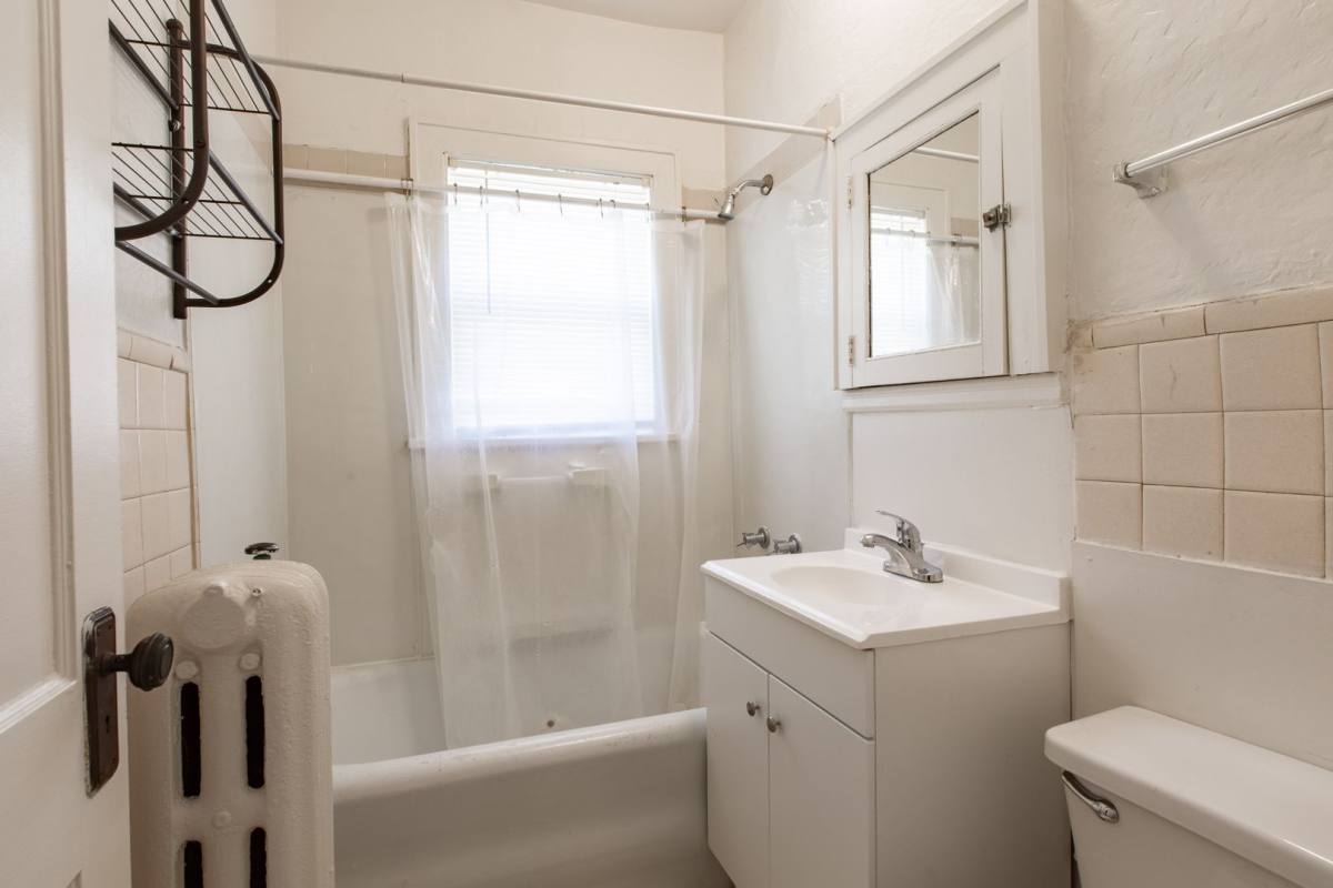Apartment for rent at 2601 05 Fremont Ave S, Minneapolis, MN 55408