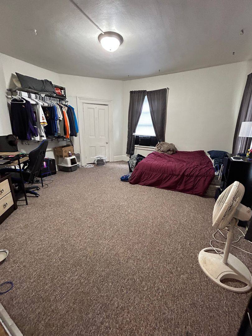 Apartment for rent at 139 9th St S, La Crosse, WI 54601