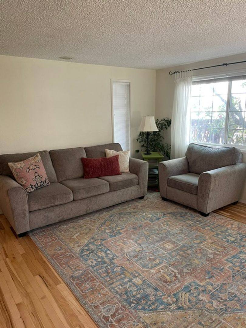 House for rent at 1215 Alfaretta Dr, Eugene, OR 97401