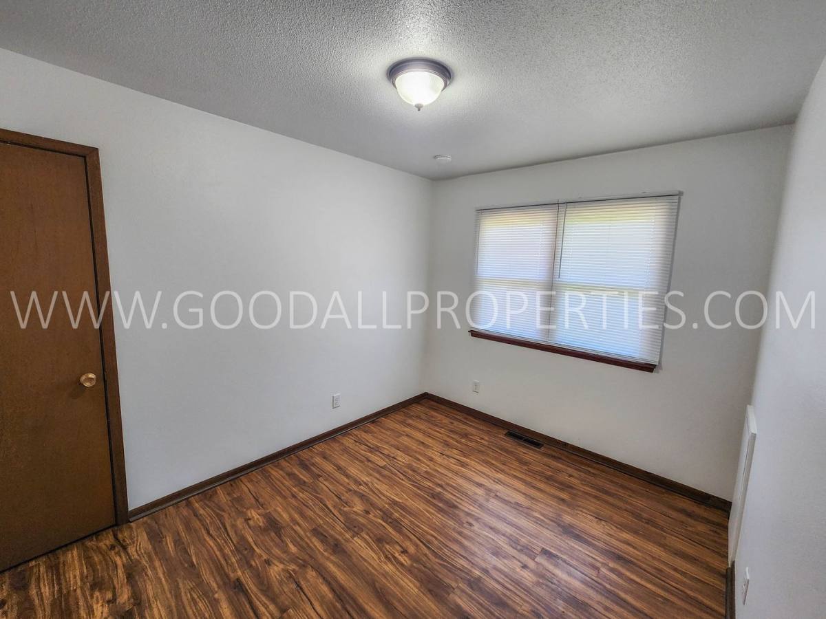 House for rent at 606 Main St, Van Meter, IA 50261