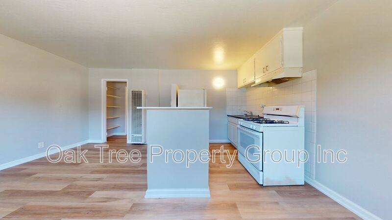 House for rent at 2268 - 2274 E 15th St, Oakland, CA 94606