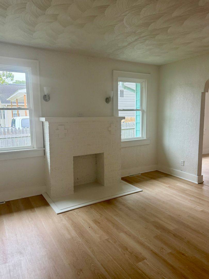 House for rent at 1915 Des Moines Ave, Portsmouth, VA 23704
