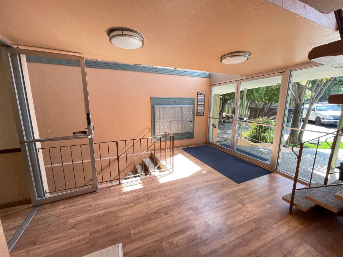 Apartment for rent at 15 Mulberry Court, Belmont, CA 94002