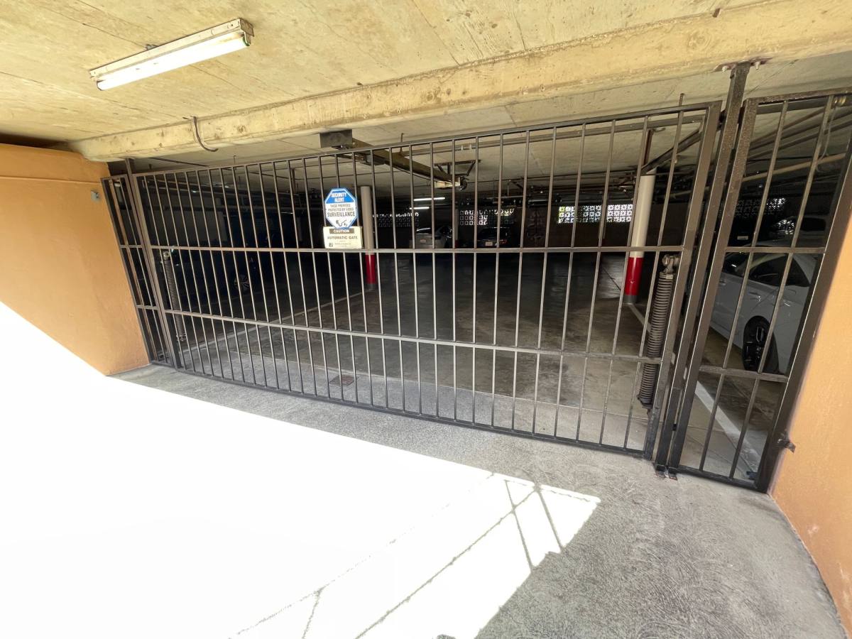 Apartment for rent at 15 Mulberry Court, Belmont, CA 94002