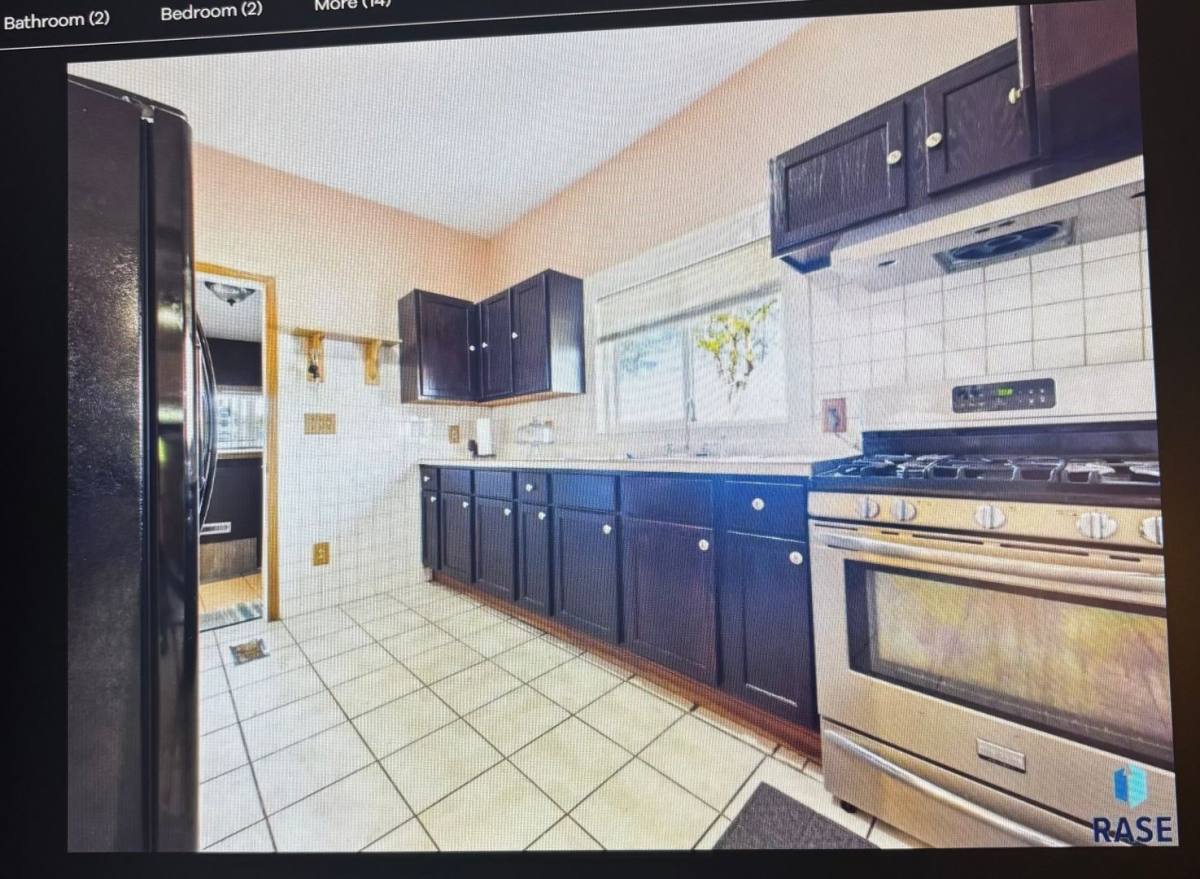 House for rent at 1017 E 8th St, Sioux Falls, SD 57104