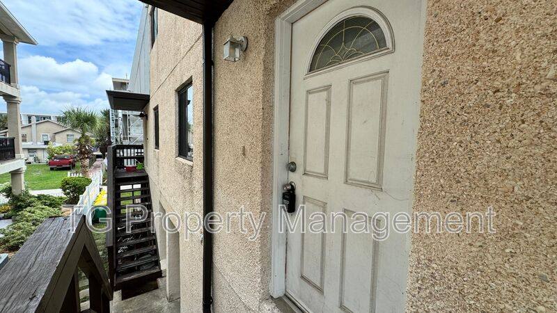 Apartment for rent at 121 13th Ave S #C, Jacksonville Beach, FL 32250
