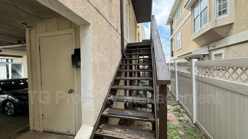 Apartment for rent at 121 13th Ave S #C, Jacksonville Beach, FL 32250