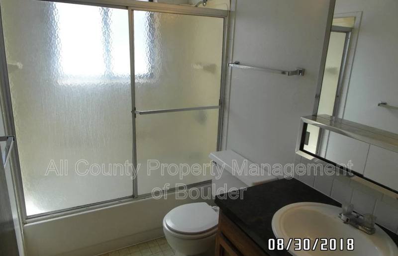 Apartment for rent at 1611 Warren Ave #1, Longmont, CO 80501