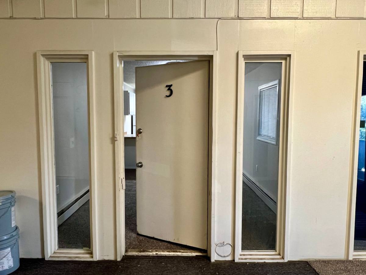 Apartment for rent at 648 E Dowling, Anchorage, AK 99518