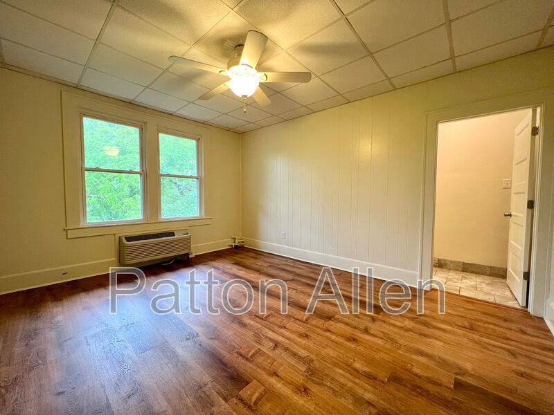 Apartment for rent at 43 Ravenscroft Dr #19, Asheville, NC 28801