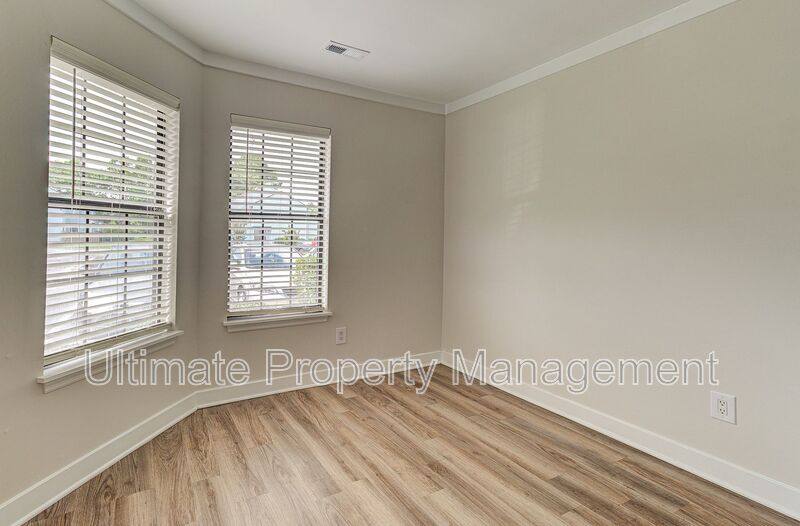 Townhouse for rent at 1705 41st St #C, Wilmington, NC 28403