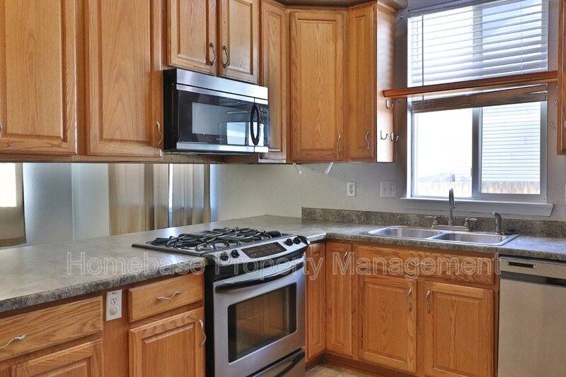 House for rent at 11583 E 118th Place, Henderson, CO 80640